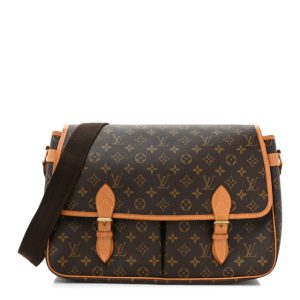 Louis Vuitton Monogram Sac Gibeciere GM