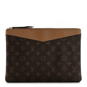 Louis Vuitton Monogram Daily Pouch Sesame