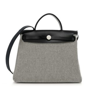 Hermes Vache Hunter Criss Viking Herbag Zip Retourne 31 PM Ecru Black