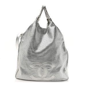 Chanel Metallic Glazed Calfskin Perforated Large Rodeo Drive Tote Silver