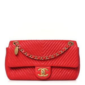 Chanel Calfskin Surpique Chevron Medium Flap Red